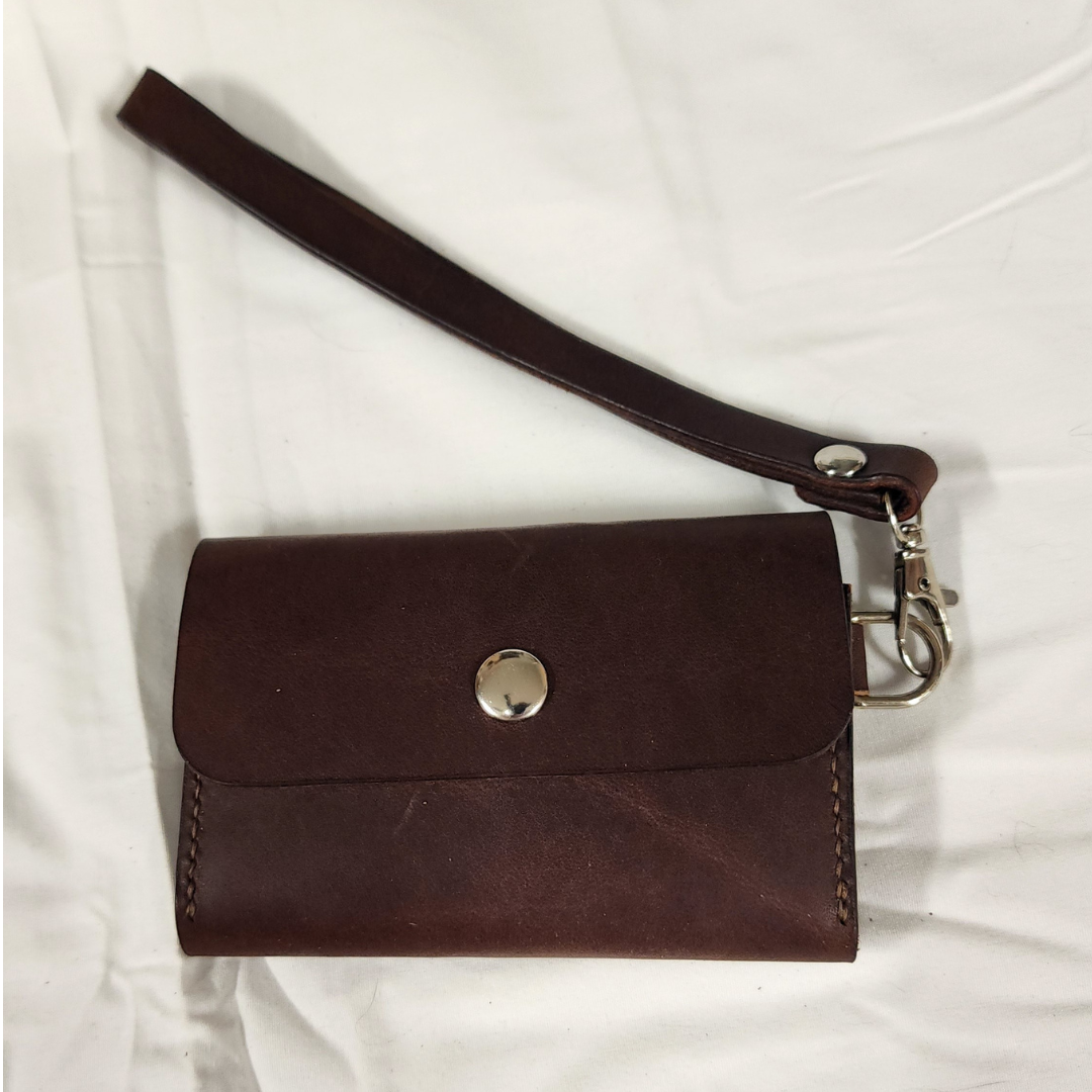 The Suzanne Clutch